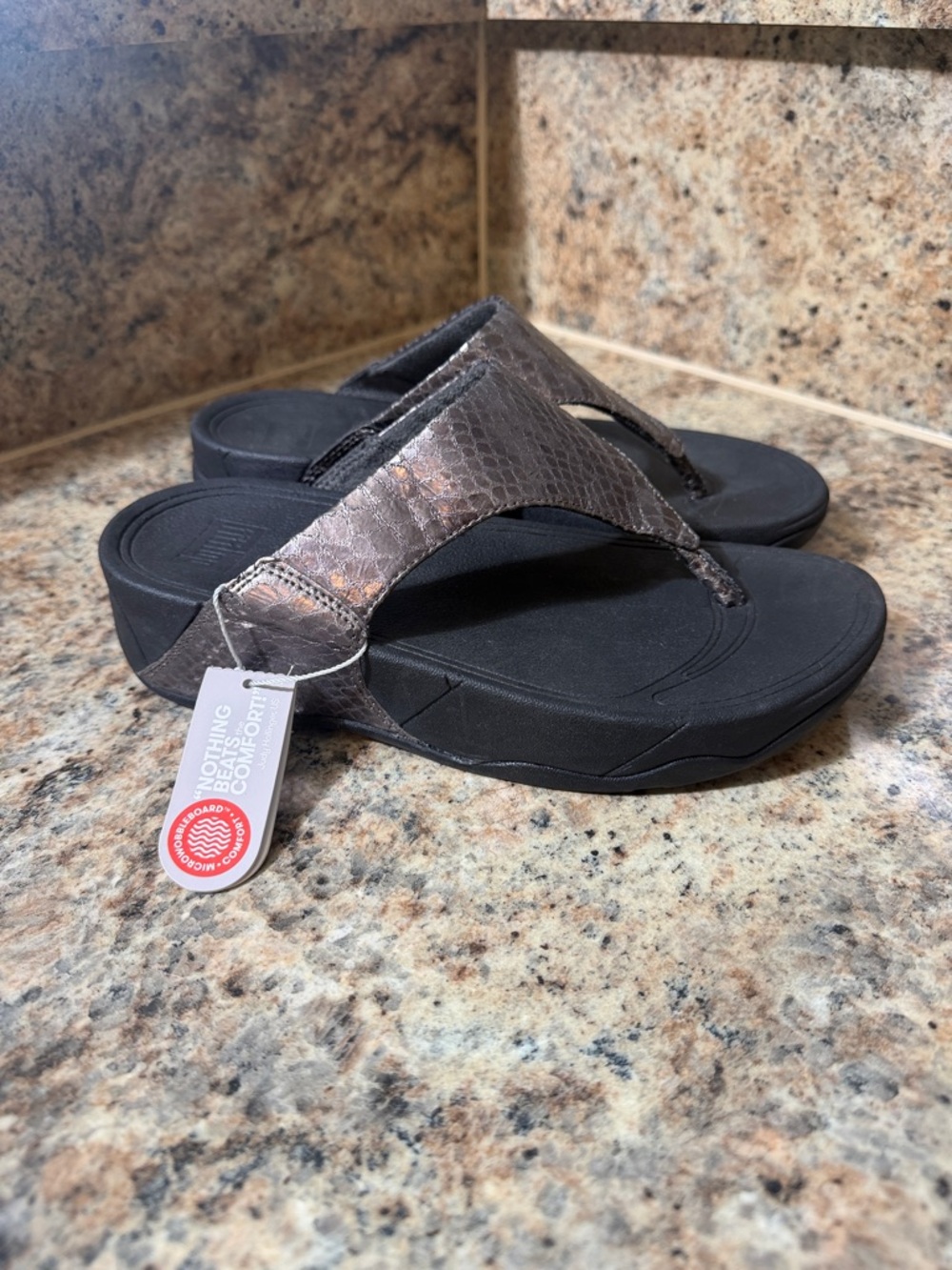 Fitflop Lulu Leather Toe Post Flip Flop Sandals size 5